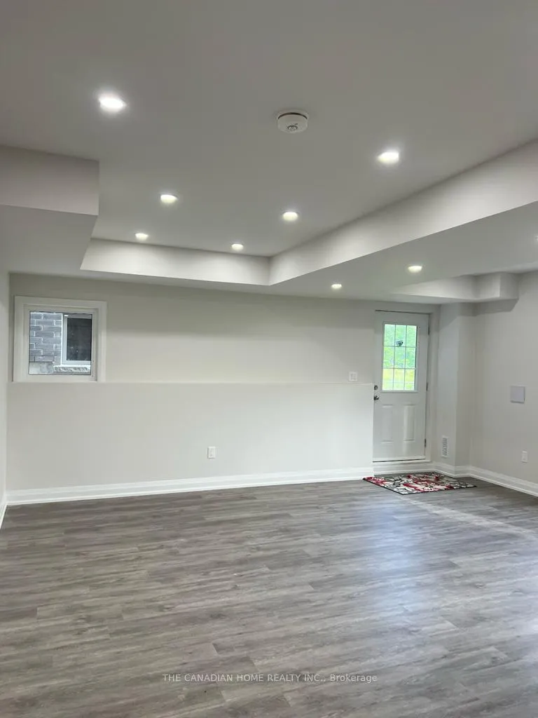 Photo 9 of Unit 1, 135 Franklin Trail, Barrie, Rural Barrie Southwest — HOMEH