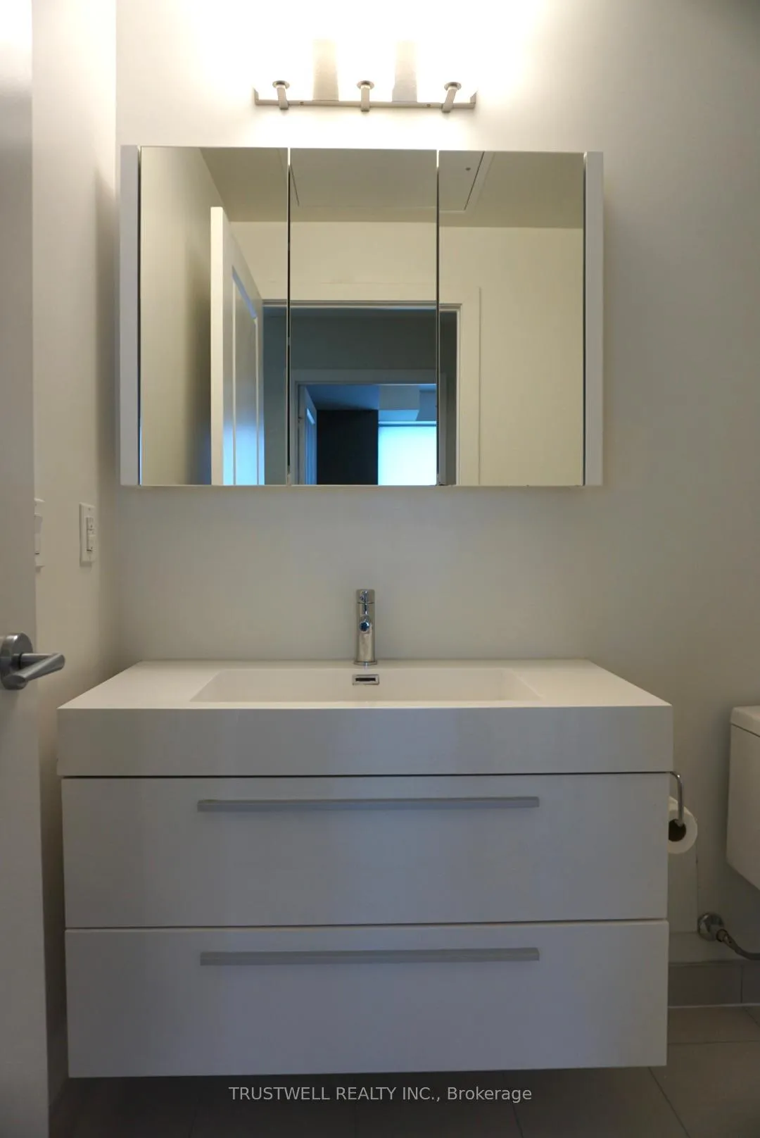 Photo 15 of Unit 915J, 8081 Birchmount Road, Markham, Unionville — HOMEH