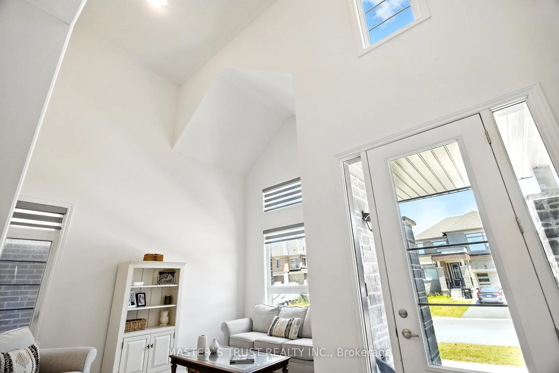 Photo 4 of 82 Calypso Avenue, Springwater, Midhurst — HOMEH