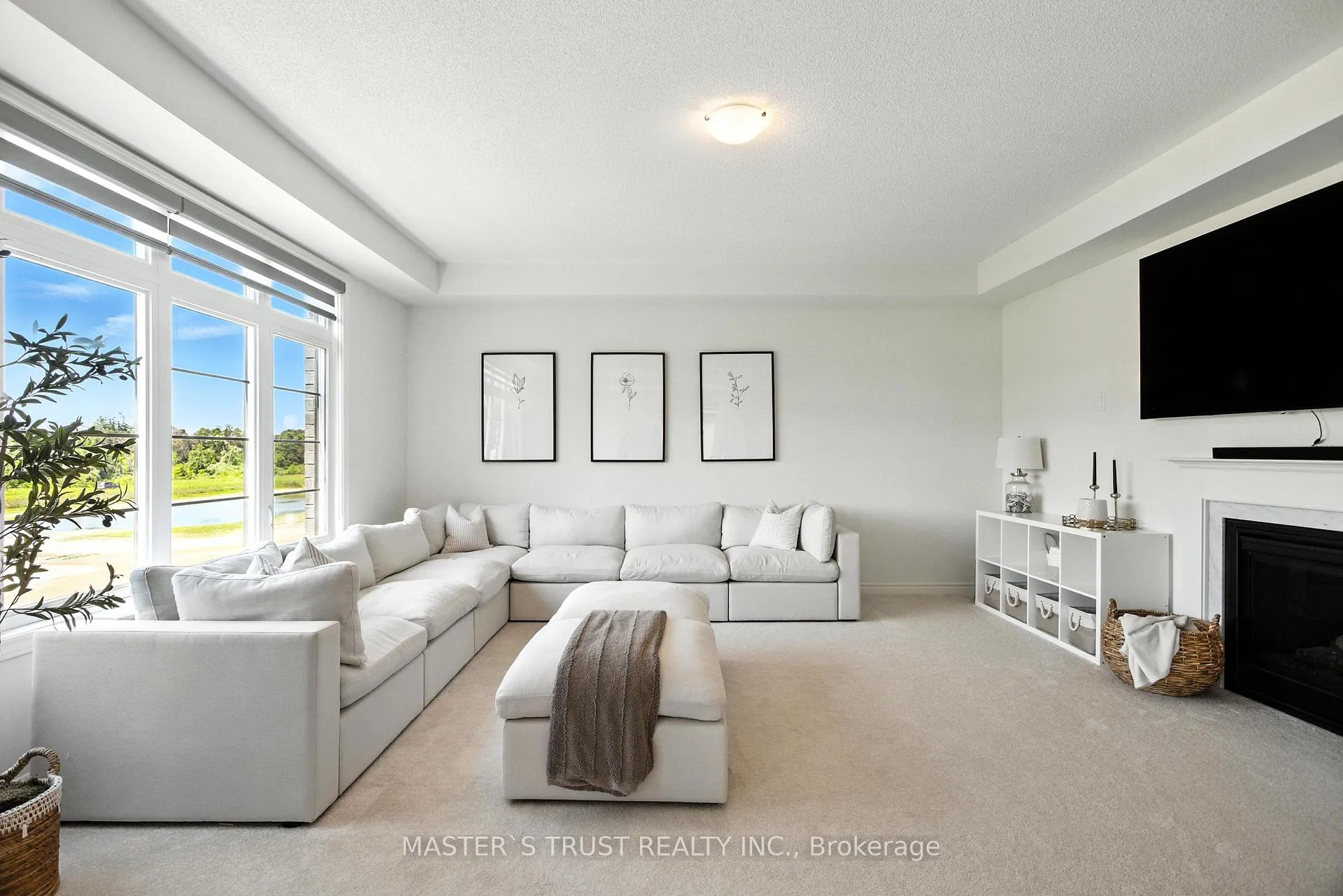 Photo 13 of 82 Calypso Avenue, Springwater, Midhurst — HOMEH