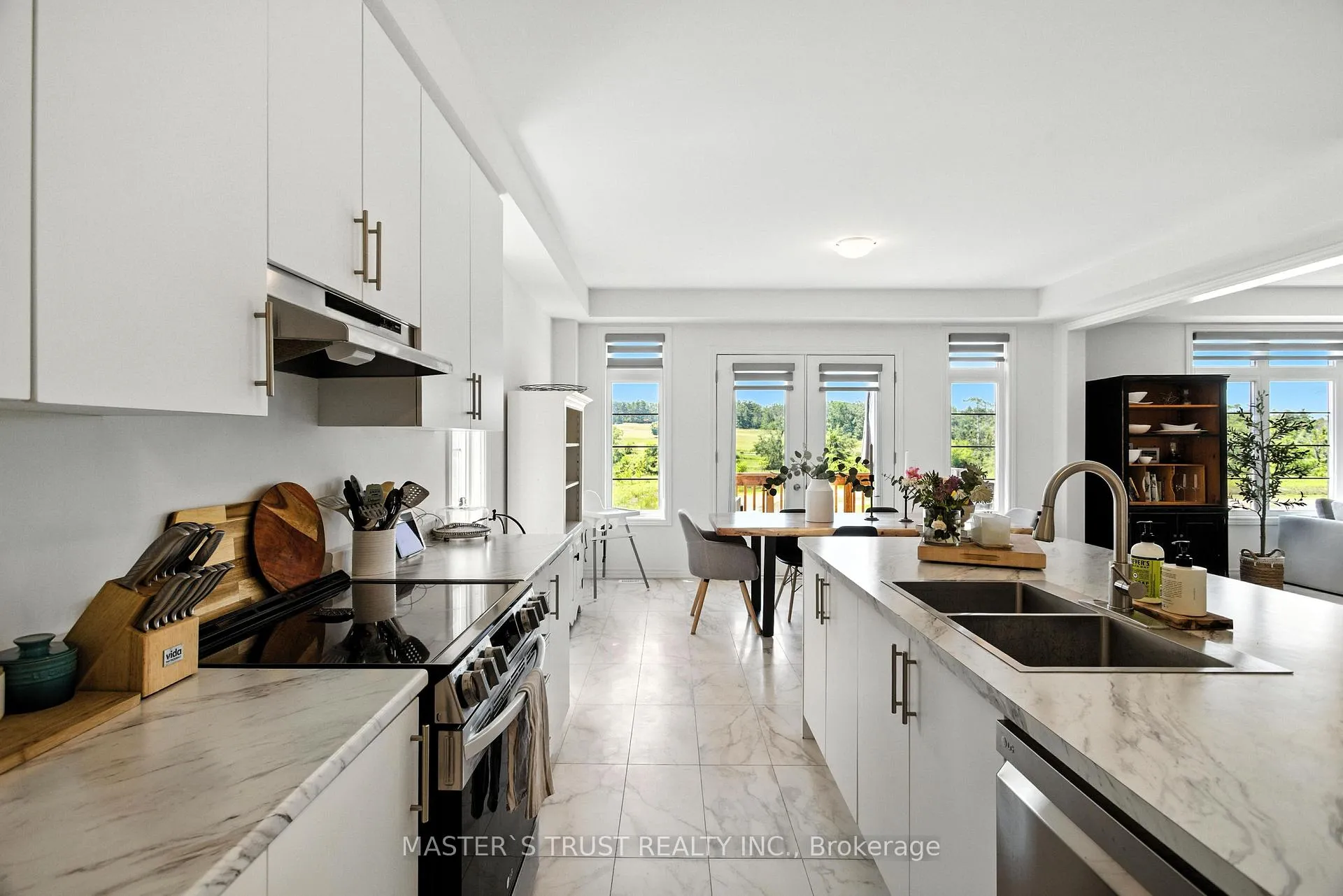 Photo 19 of 82 Calypso Avenue, Springwater, Midhurst — HOMEH