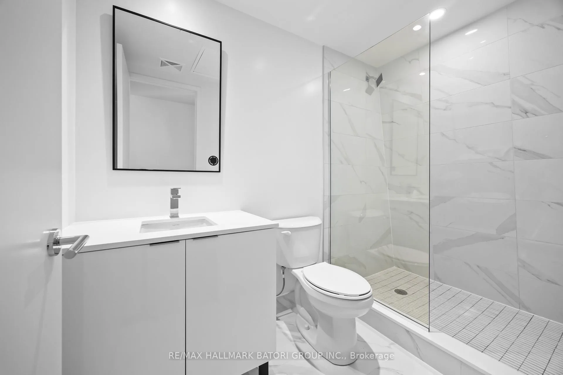 Photo 9 of Unit 504, 863 St. Clair Avenue W, Toronto, Wychwood — HOMEH