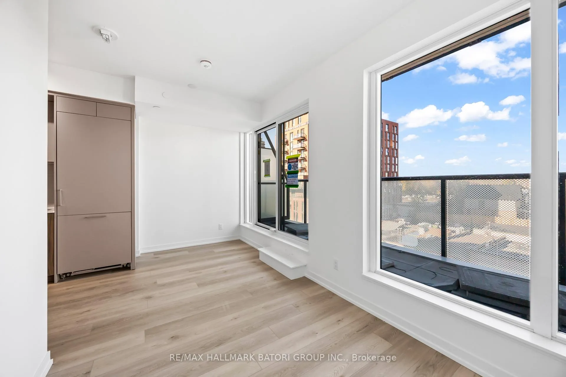 Photo 22 of Unit 504, 863 St. Clair Avenue W, Toronto, Wychwood — HOMEH