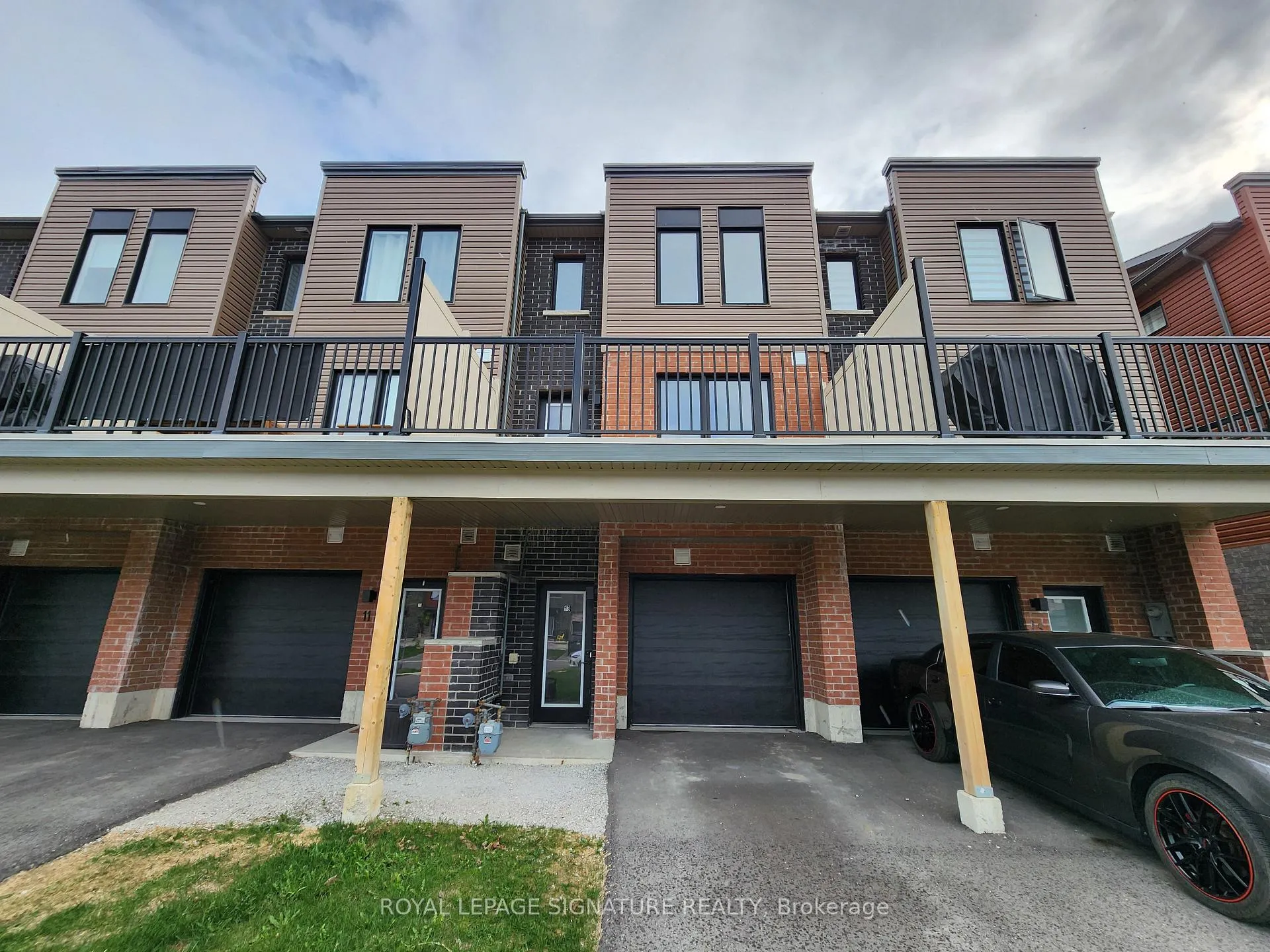 Photo 22 of 13 Fairlane Avenue, Barrie, Painswick North — HOMEH