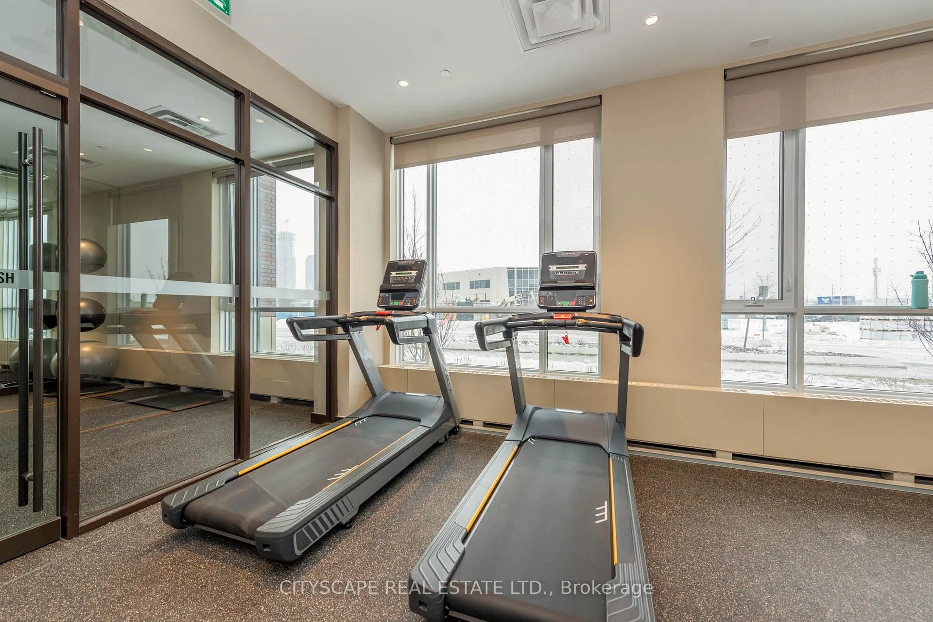 Photo 20 of Unit 1005, 60 Honeycrisp Crescent, Vaughan, Vaughan Corporate Centre — HOMEH