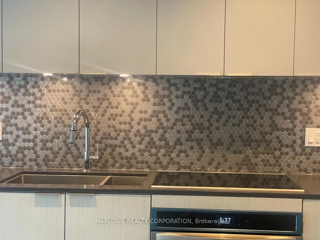 Photo 5 of Unit 1503, 2 Sonic Way, Toronto, Flemingdon Park — HOMEH
