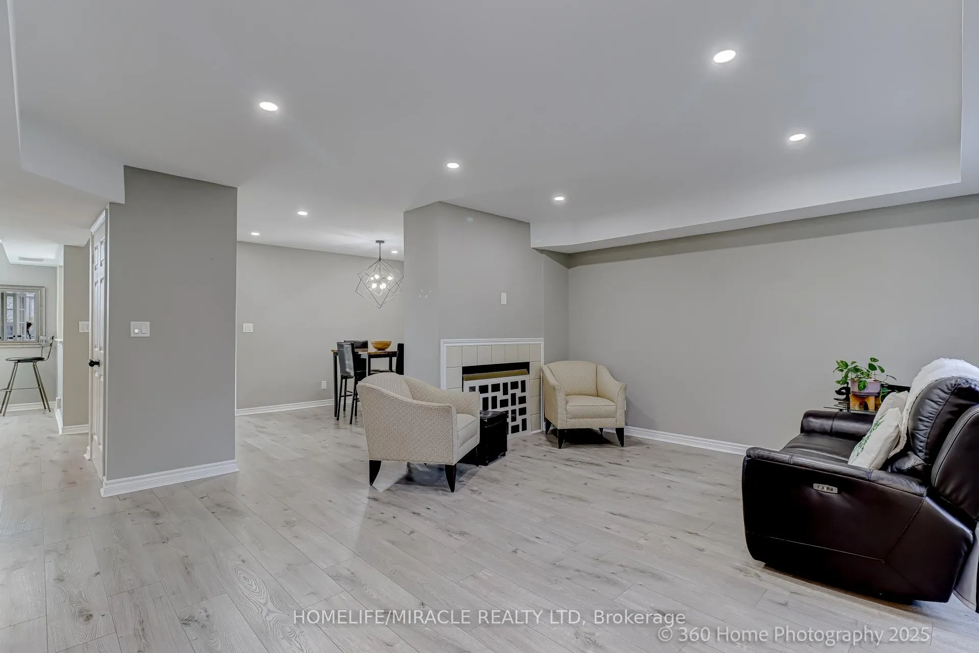 Photo 7 of Unit J11, 1657 Nash Road, Clarington, Courtice — HOMEH
