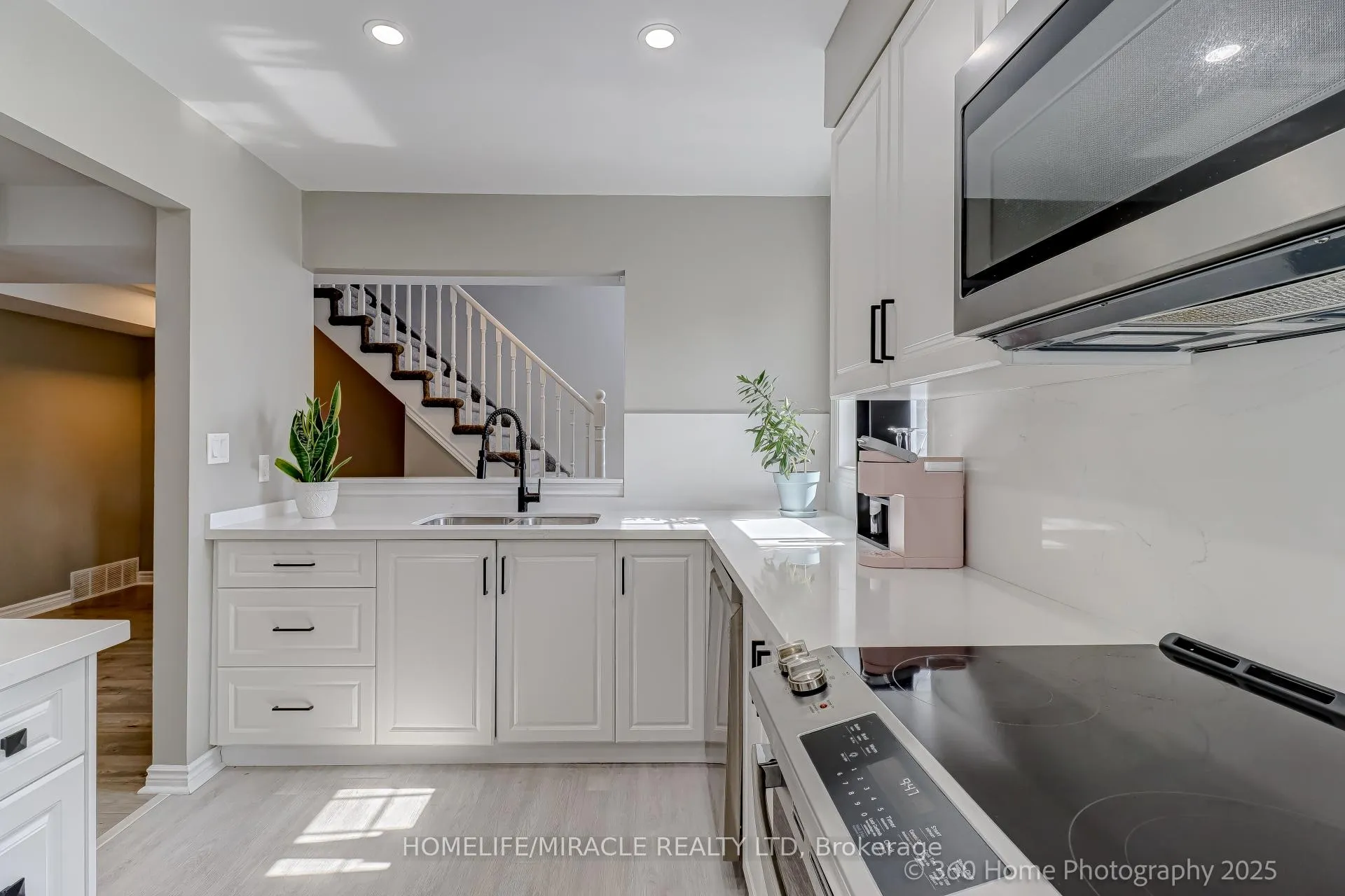 Photo 12 of Unit J11, 1657 Nash Road, Clarington, Courtice — HOMEH