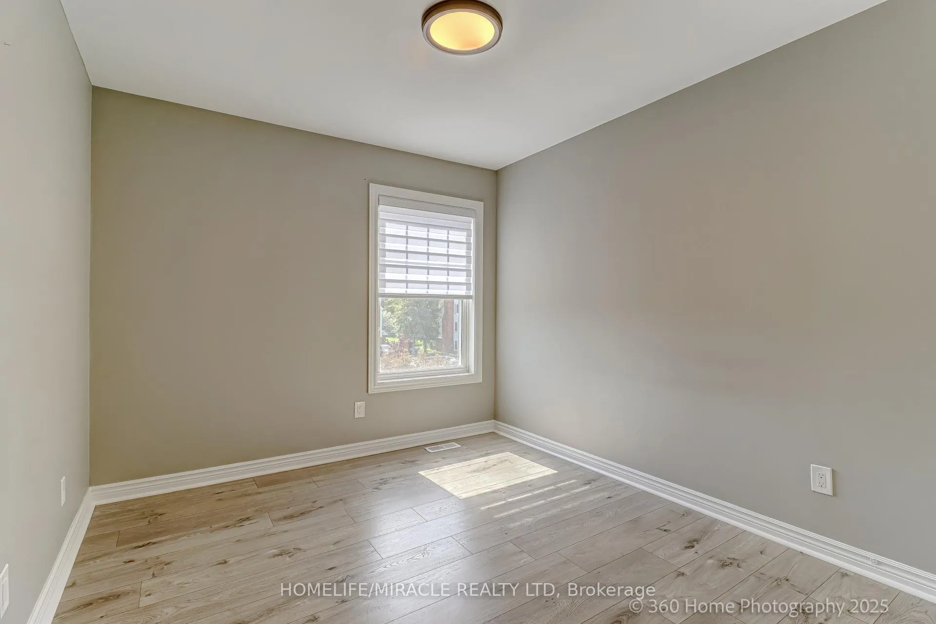Photo 20 of Unit J11, 1657 Nash Road, Clarington, Courtice — HOMEH