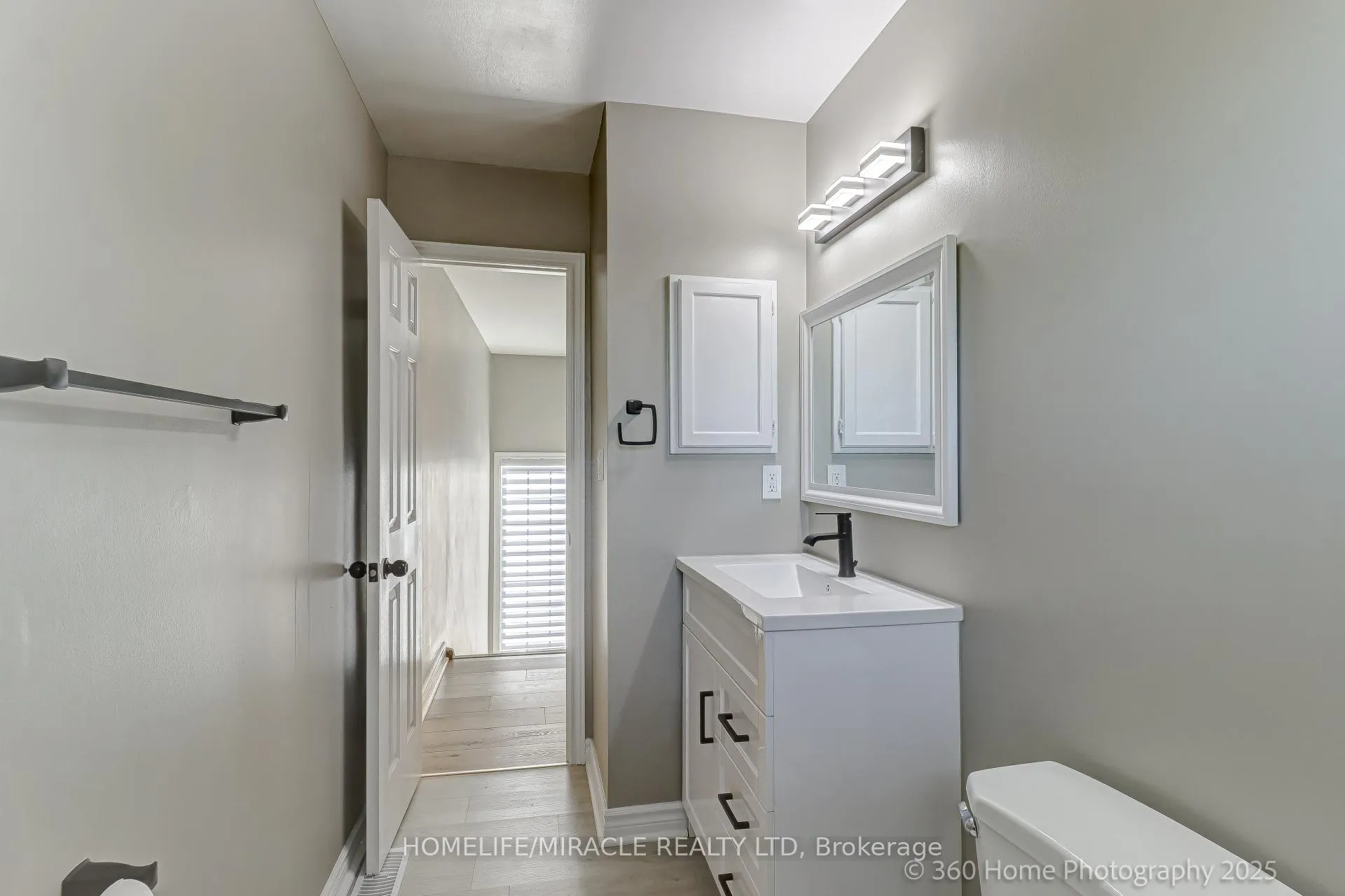 Photo 31 of Unit J11, 1657 Nash Road, Clarington, Courtice — HOMEH