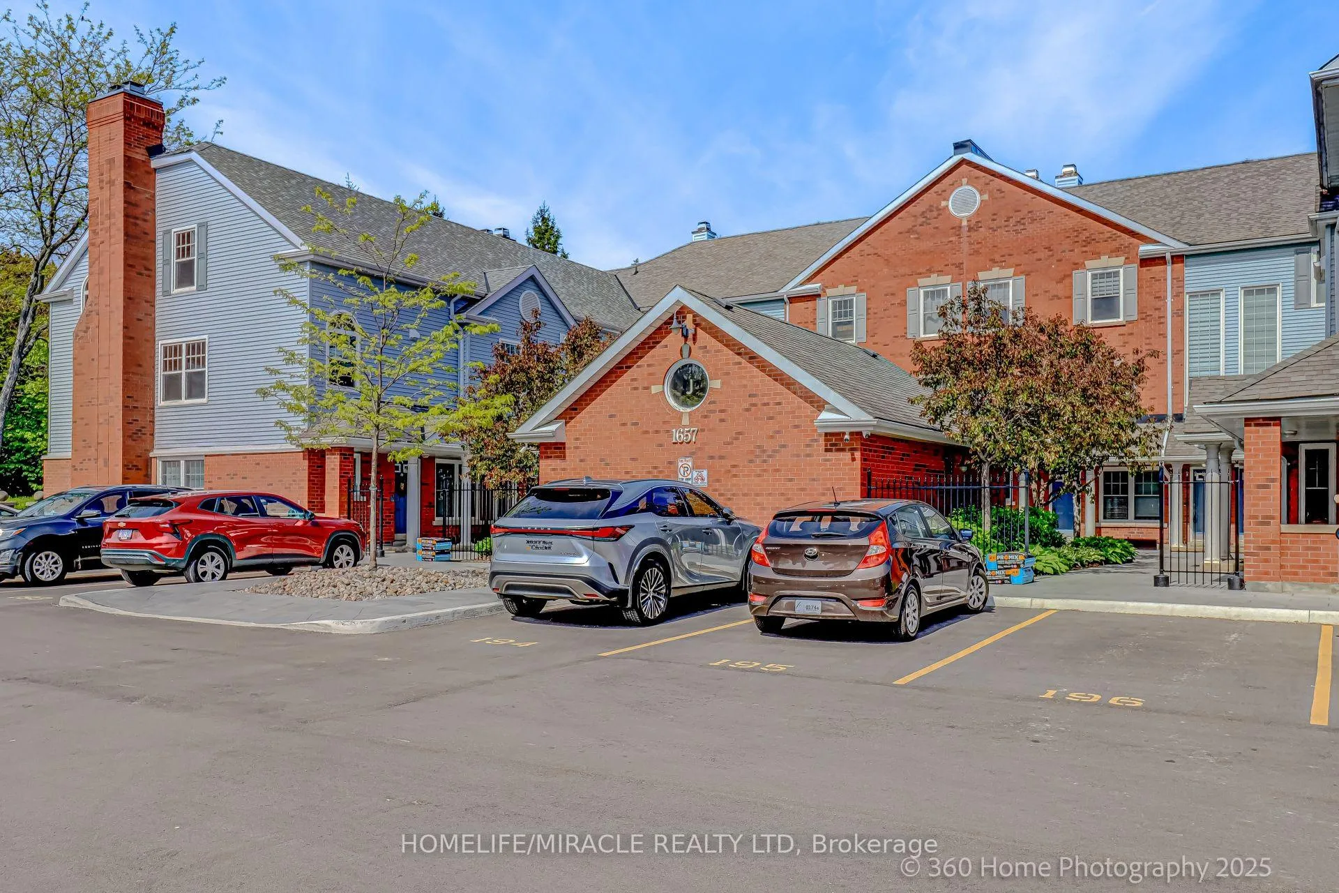 Photo 35 of Unit J11, 1657 Nash Road, Clarington, Courtice — HOMEH