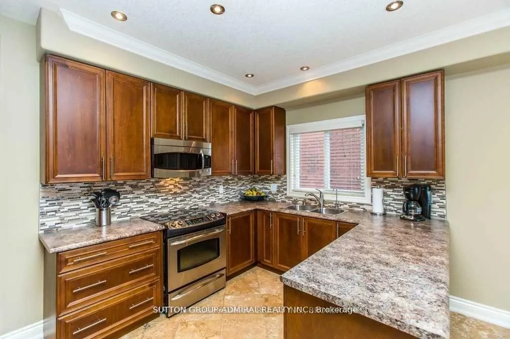Photo 9 of 62 Dunnett Drive, Barrie, Ardagh — HOMEH