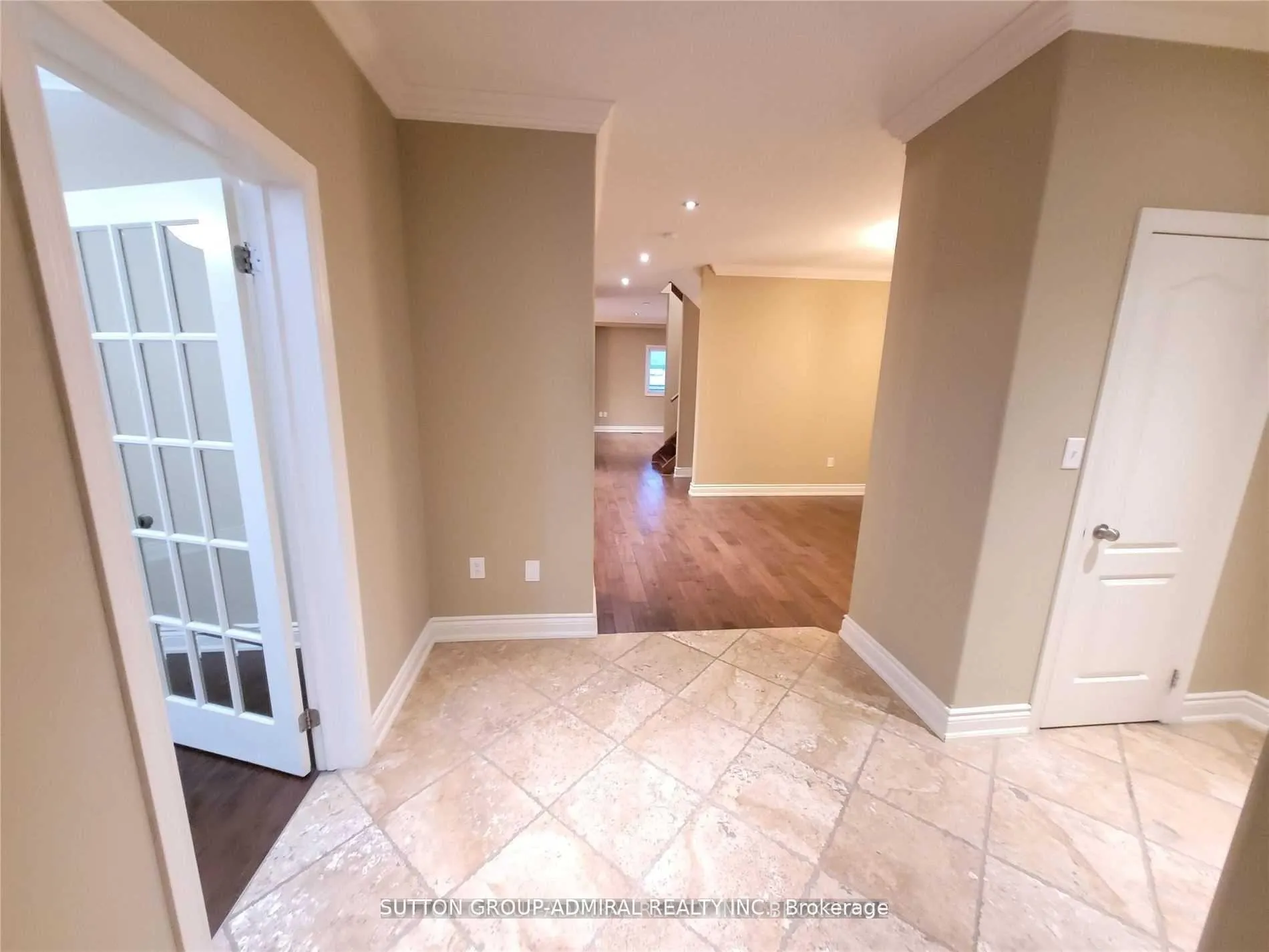 Photo 10 of 62 Dunnett Drive, Barrie, Ardagh — HOMEH