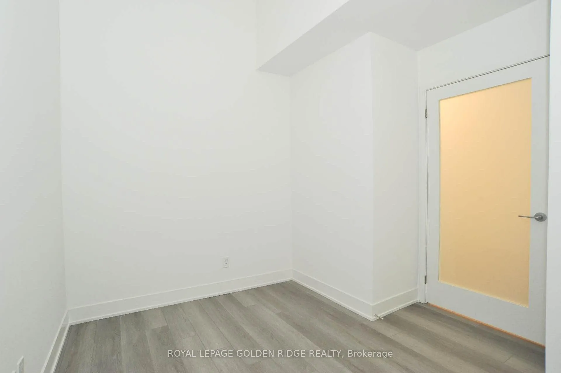 Photo 7 of Unit 310, 38 Andre de Grasse Street, Markham, Unionville — HOMEH