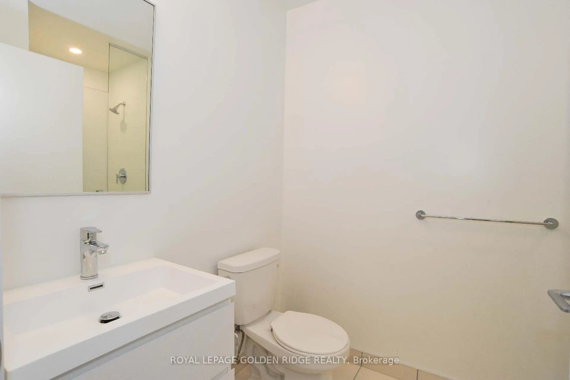 Photo 8 of Unit 310, 38 Andre de Grasse Street, Markham, Unionville — HOMEH
