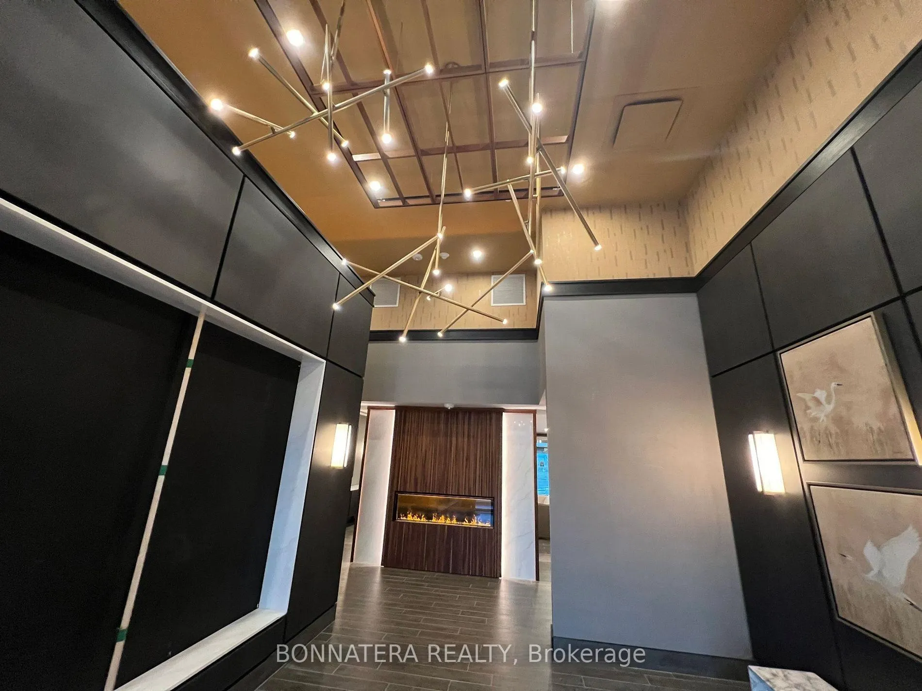 Photo 3 of Unit 1113, 470 Dundas Street E, Hamilton, Waterdown — HOMEH