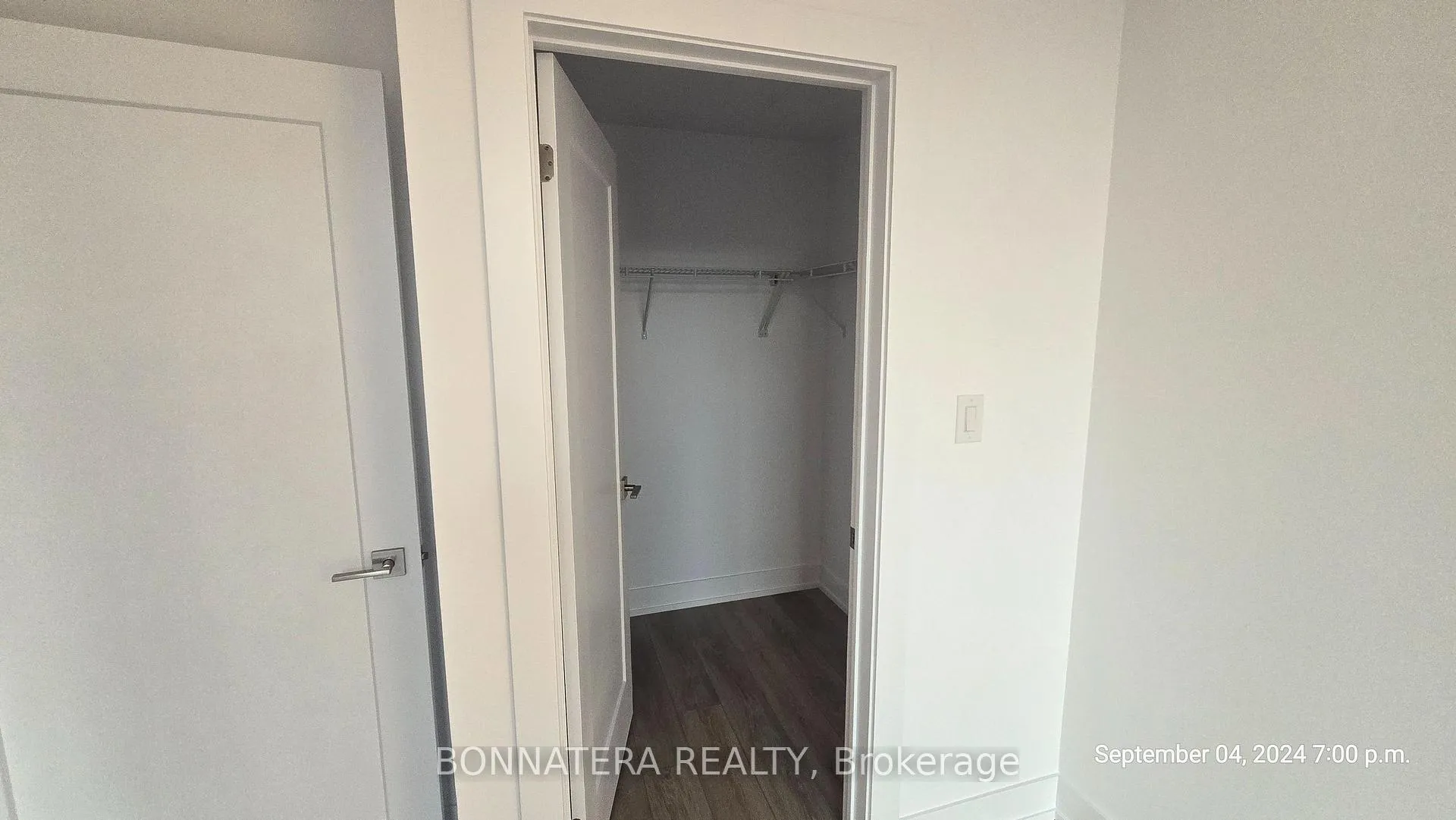 Photo 6 of Unit 1113, 470 Dundas Street E, Hamilton, Waterdown — HOMEH