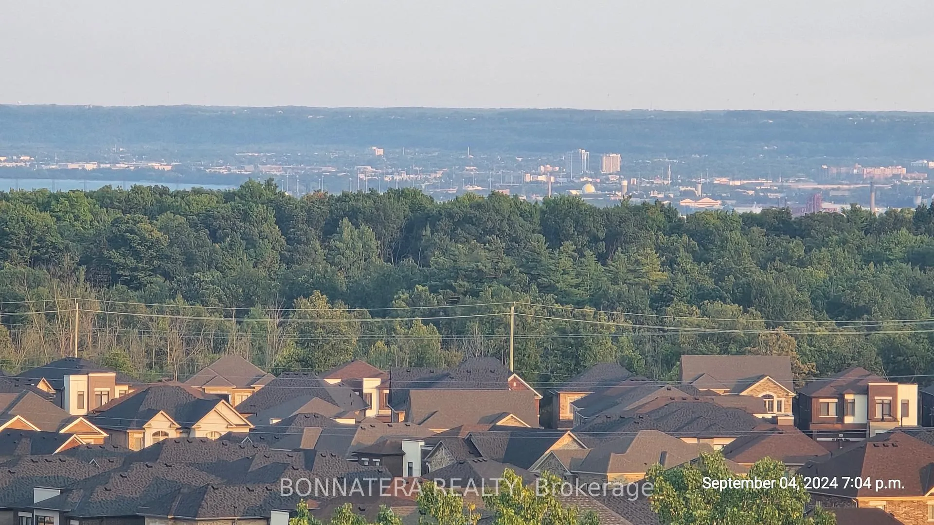 Photo 9 of Unit 1113, 470 Dundas Street E, Hamilton, Waterdown — HOMEH