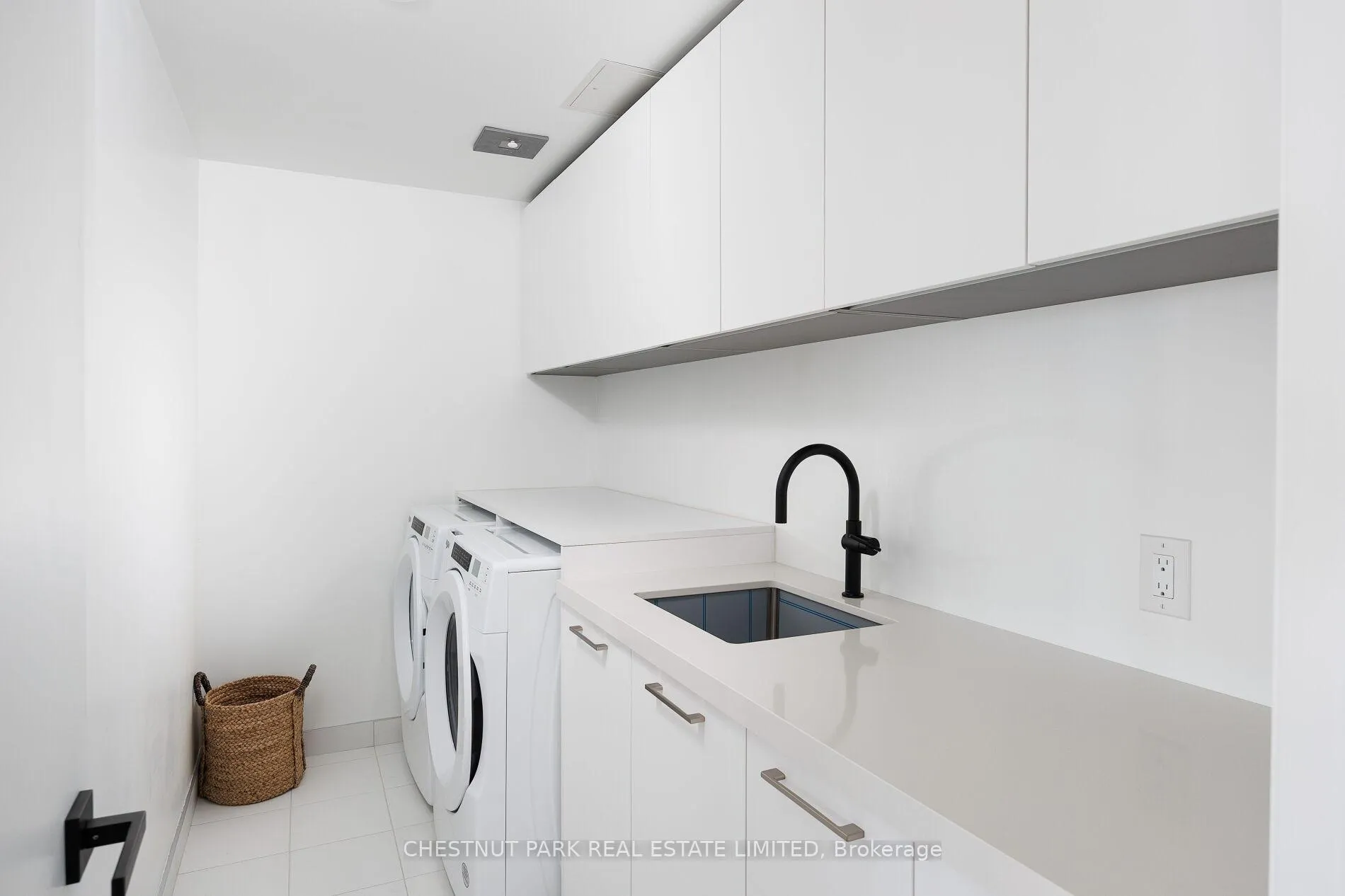 Photo 32 of Unit 1901, 33 Frederick Todd Way, Toronto, Thorncliffe Park — HOMEH