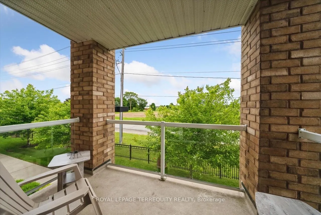 Photo 11 of Unit 12, 137 Sydenham Wells, Barrie, Georgian Drive — HOMEH