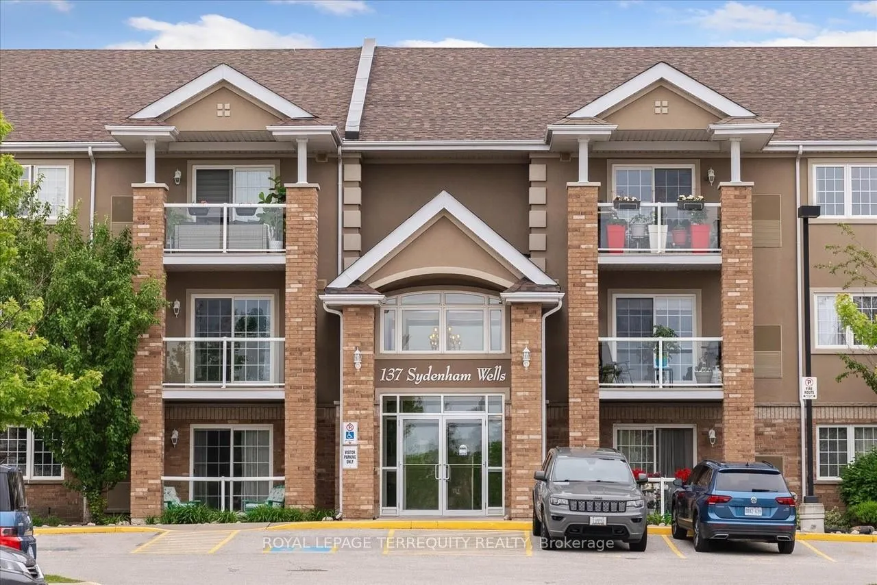 Photo 12 of Unit 12, 137 Sydenham Wells, Barrie, Georgian Drive — HOMEH