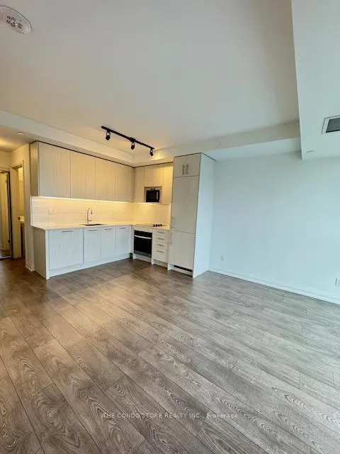 Photo 6 of Unit 2102, 286 Main Street, Toronto, East End-Danforth — HOMEH