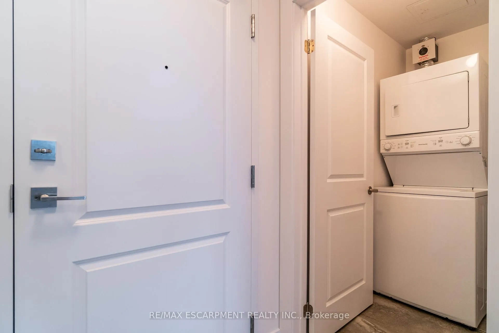 Photo 11 of Unit 523, 125 Shoreview Place, Hamilton, Stoney Creek — HOMEH