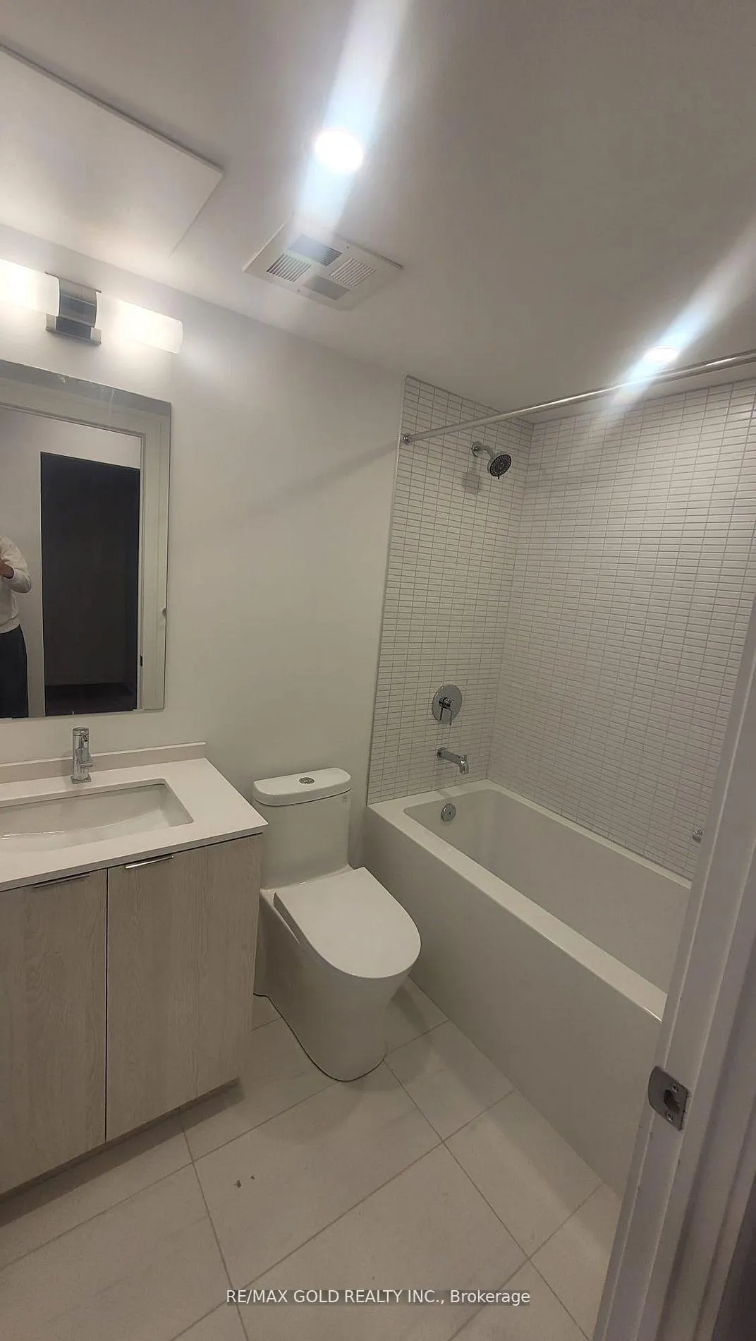 Photo 6 of Unit 1112, 1 Jarvis Street, Hamilton, Beasley — HOMEH