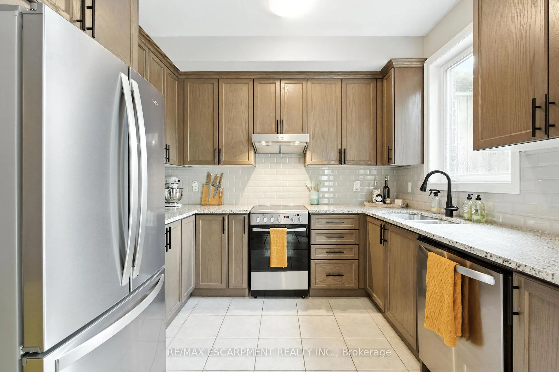 Photo 13 of Unit 46, 219 Dundas Street E, Hamilton, Waterdown — HOMEH