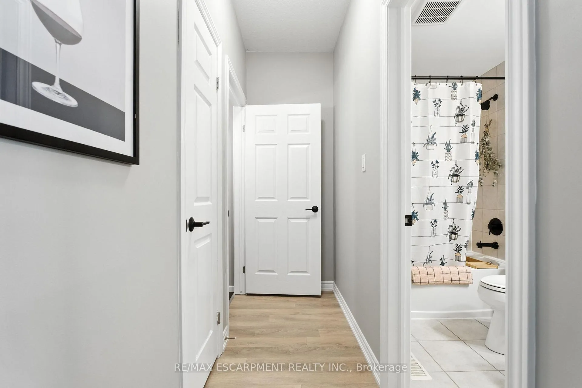 Photo 17 of Unit 46, 219 Dundas Street E, Hamilton, Waterdown — HOMEH