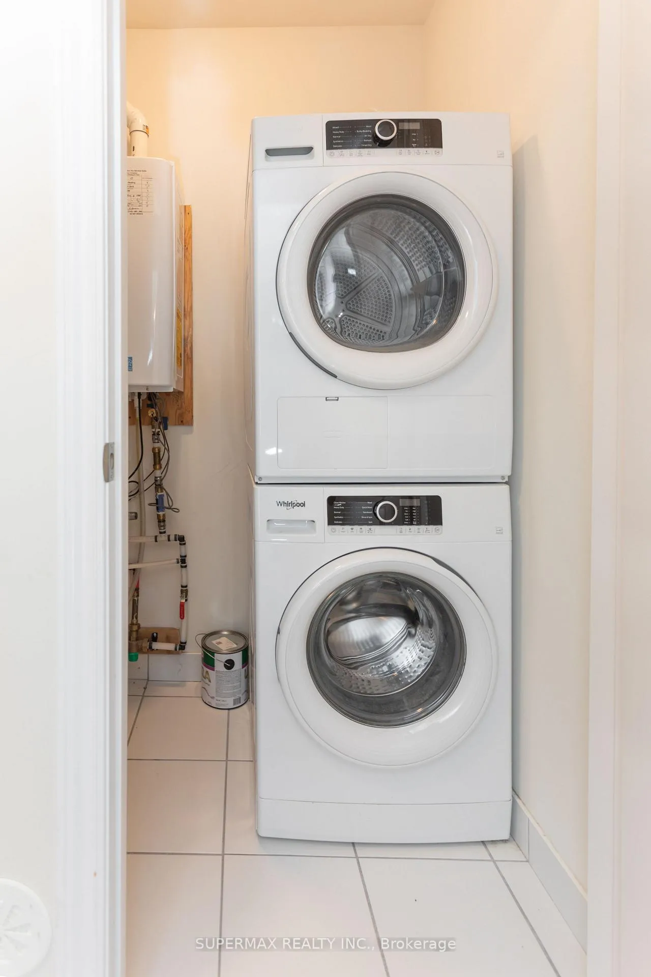 Photo 24 of Unit 10, 470 Beresford Path, Oshawa, Central — HOMEH