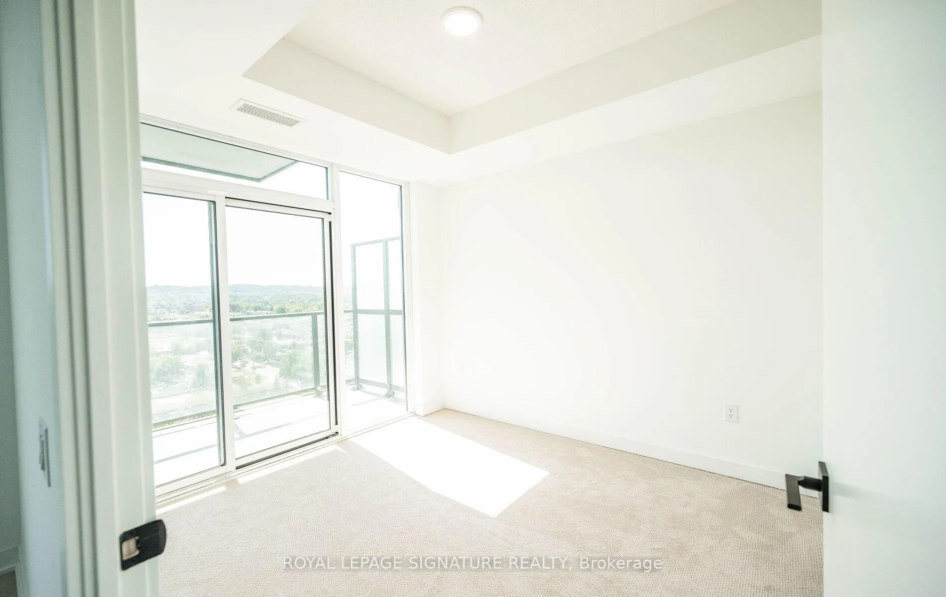 Photo 12 of Unit 1419, 2782 Barton Street E, Hamilton, Riverdale — HOMEH