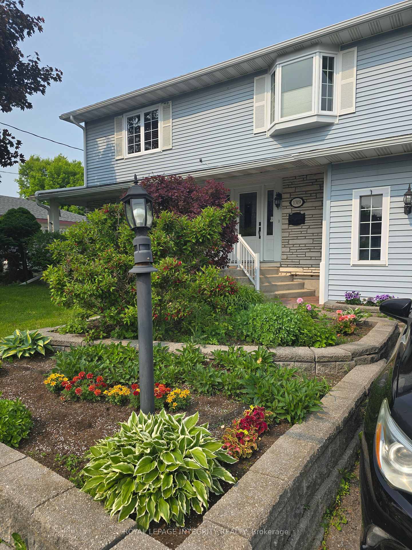 Photo 2 of 1319 Aubin Avenue, Cornwall — HOMEH