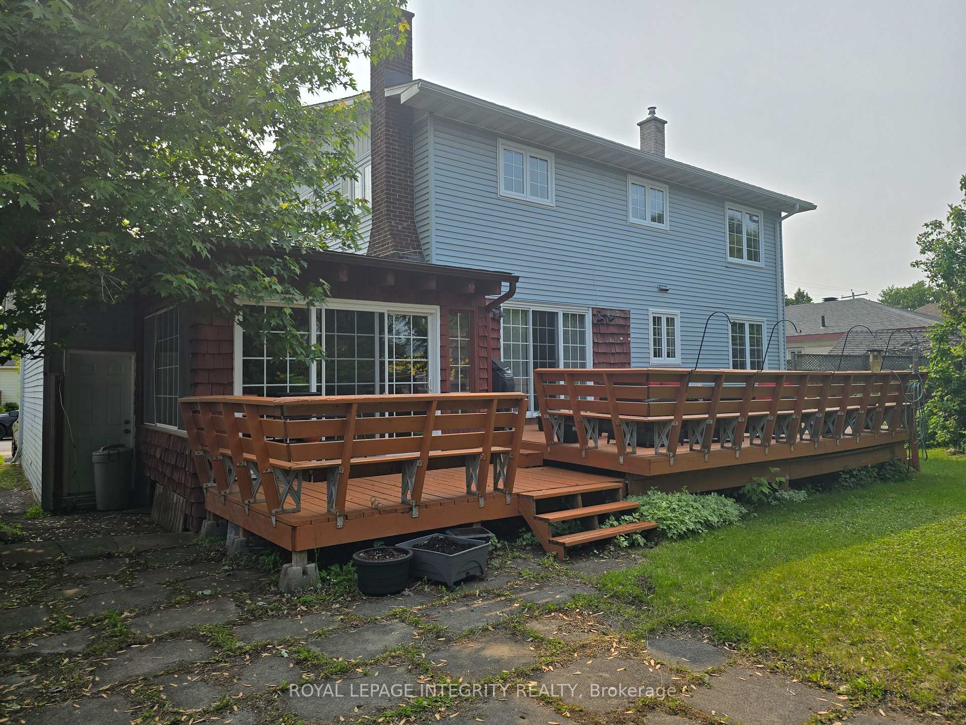 Photo 3 of 1319 Aubin Avenue, Cornwall — HOMEH