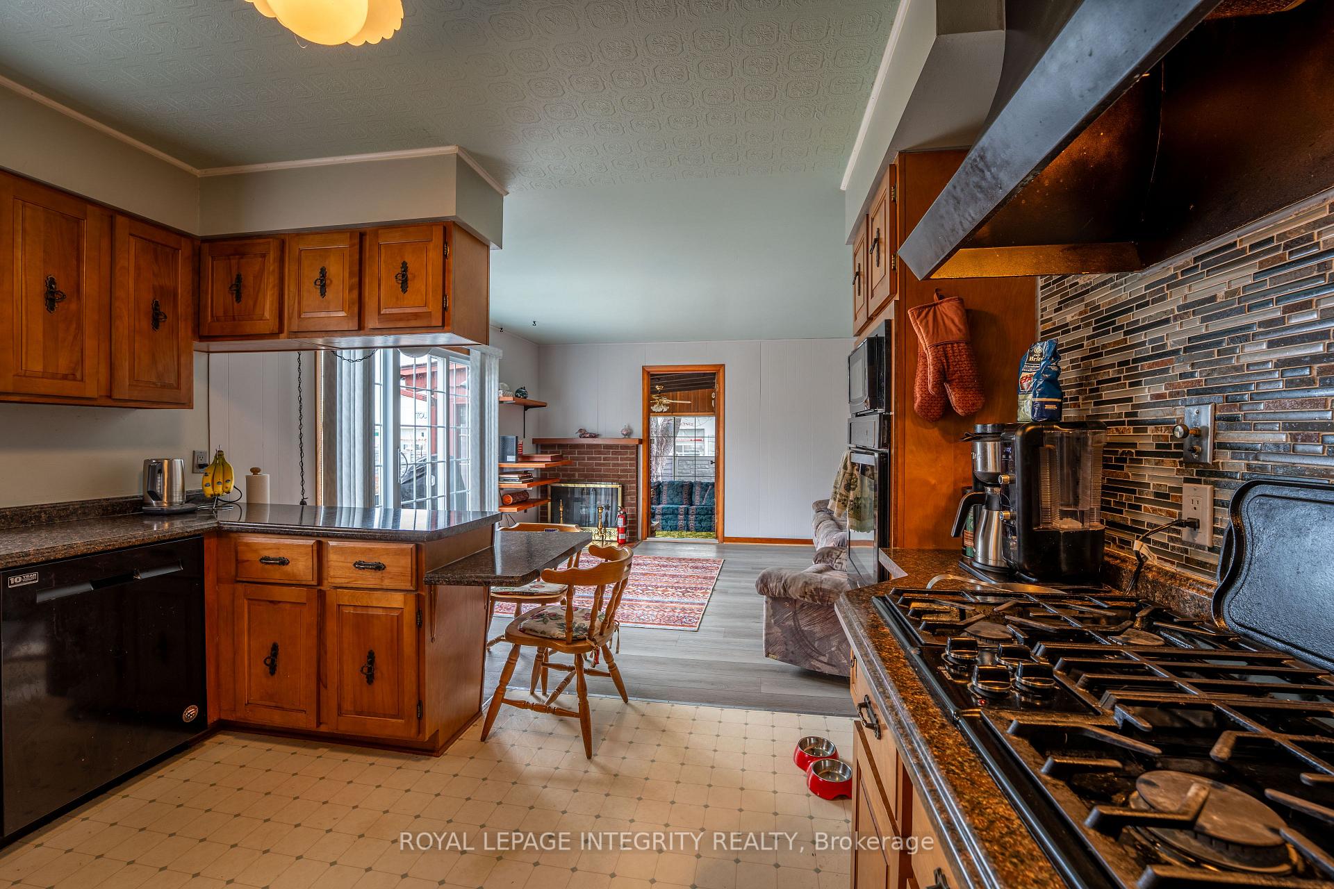 Photo 12 of 1319 Aubin Avenue, Cornwall — HOMEH