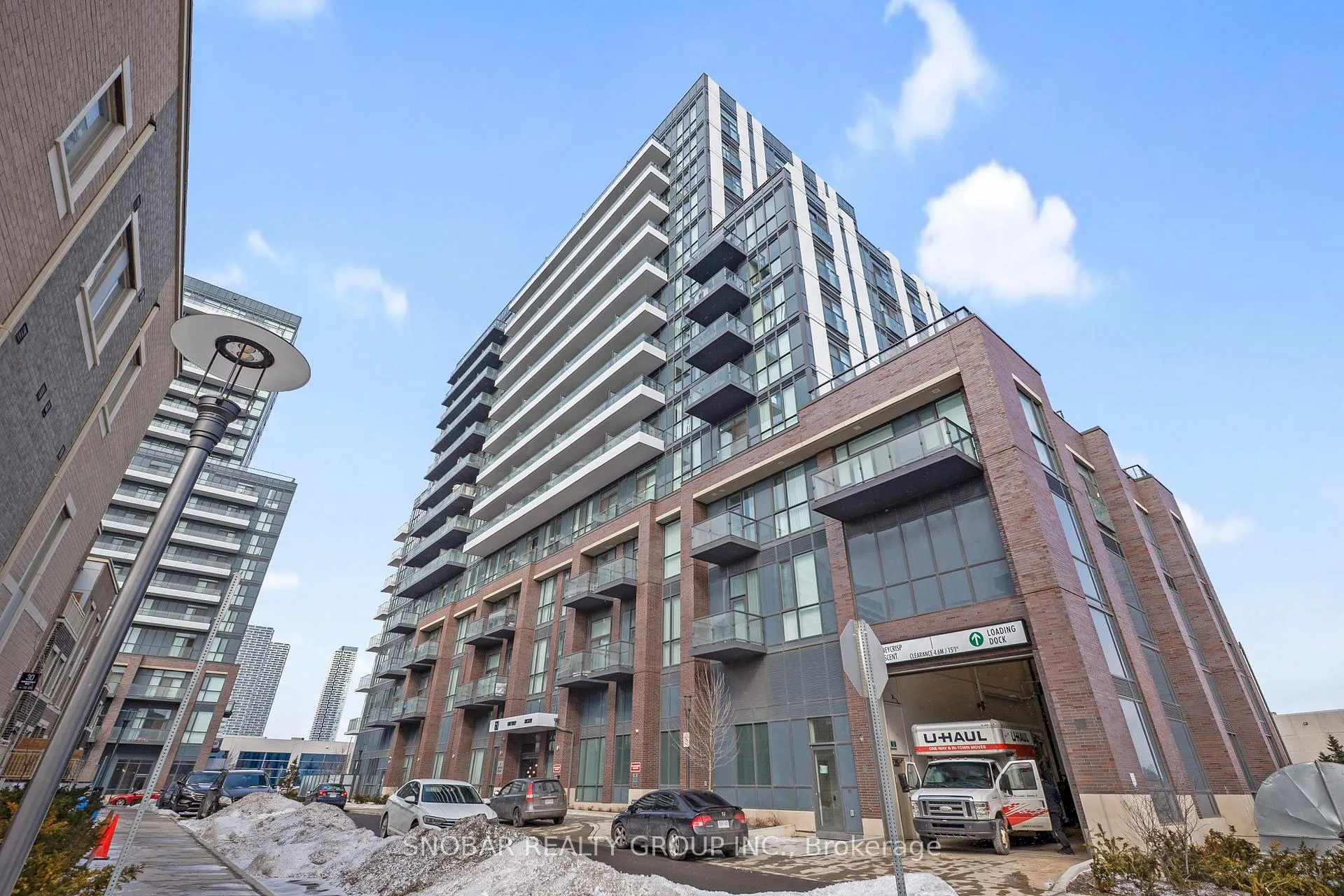 Photo 1 of Unit 501, 60 Honeycrisp Crescent, Vaughan, Concord — HOMEH