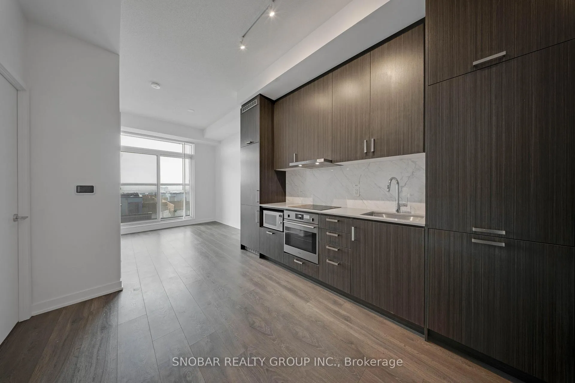Photo 7 of Unit 501, 60 Honeycrisp Crescent, Vaughan, Concord — HOMEH