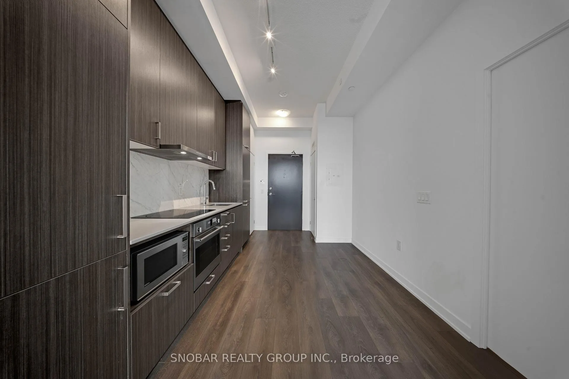 Photo 8 of Unit 501, 60 Honeycrisp Crescent, Vaughan, Concord — HOMEH