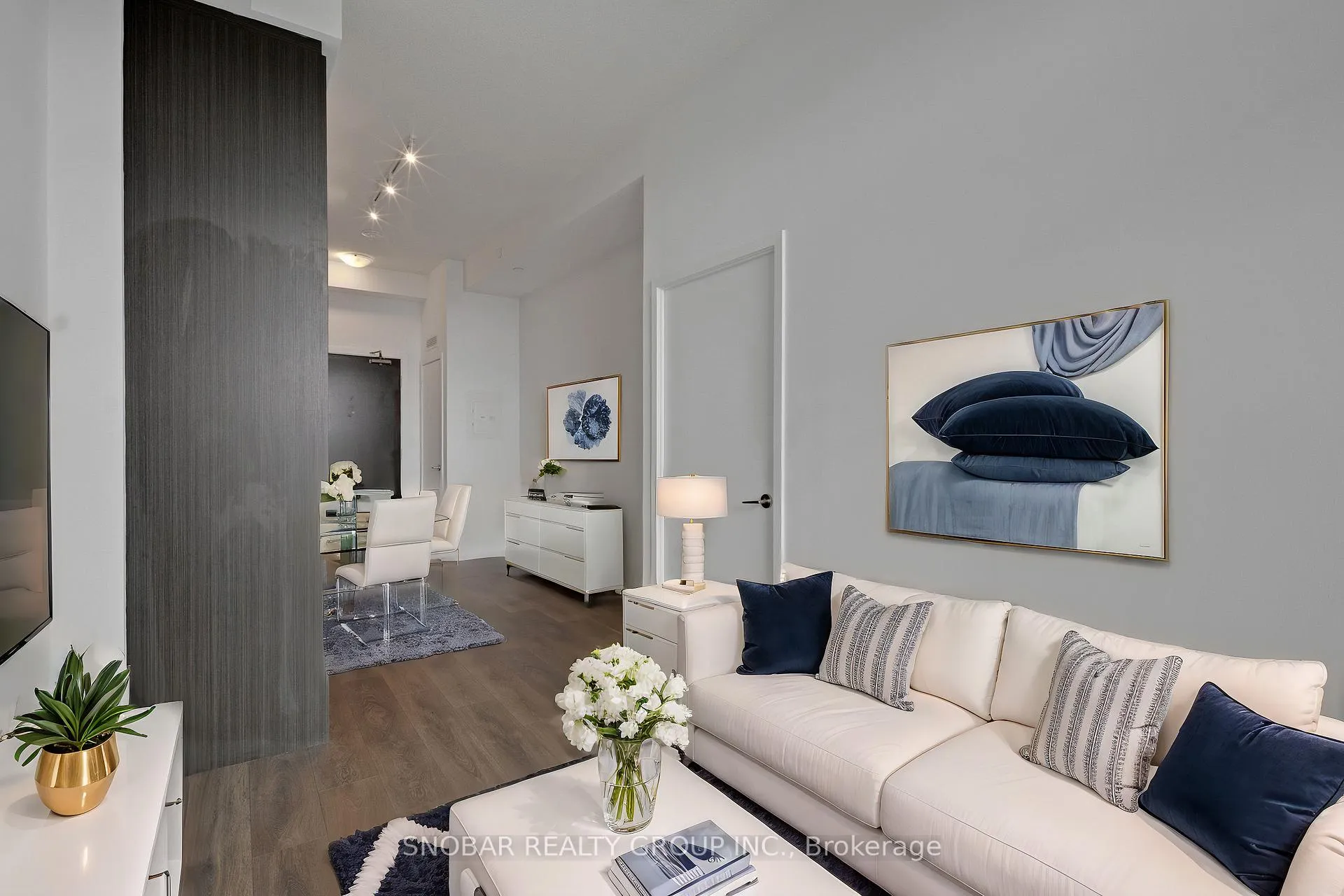Photo 12 of Unit 501, 60 Honeycrisp Crescent, Vaughan, Concord — HOMEH