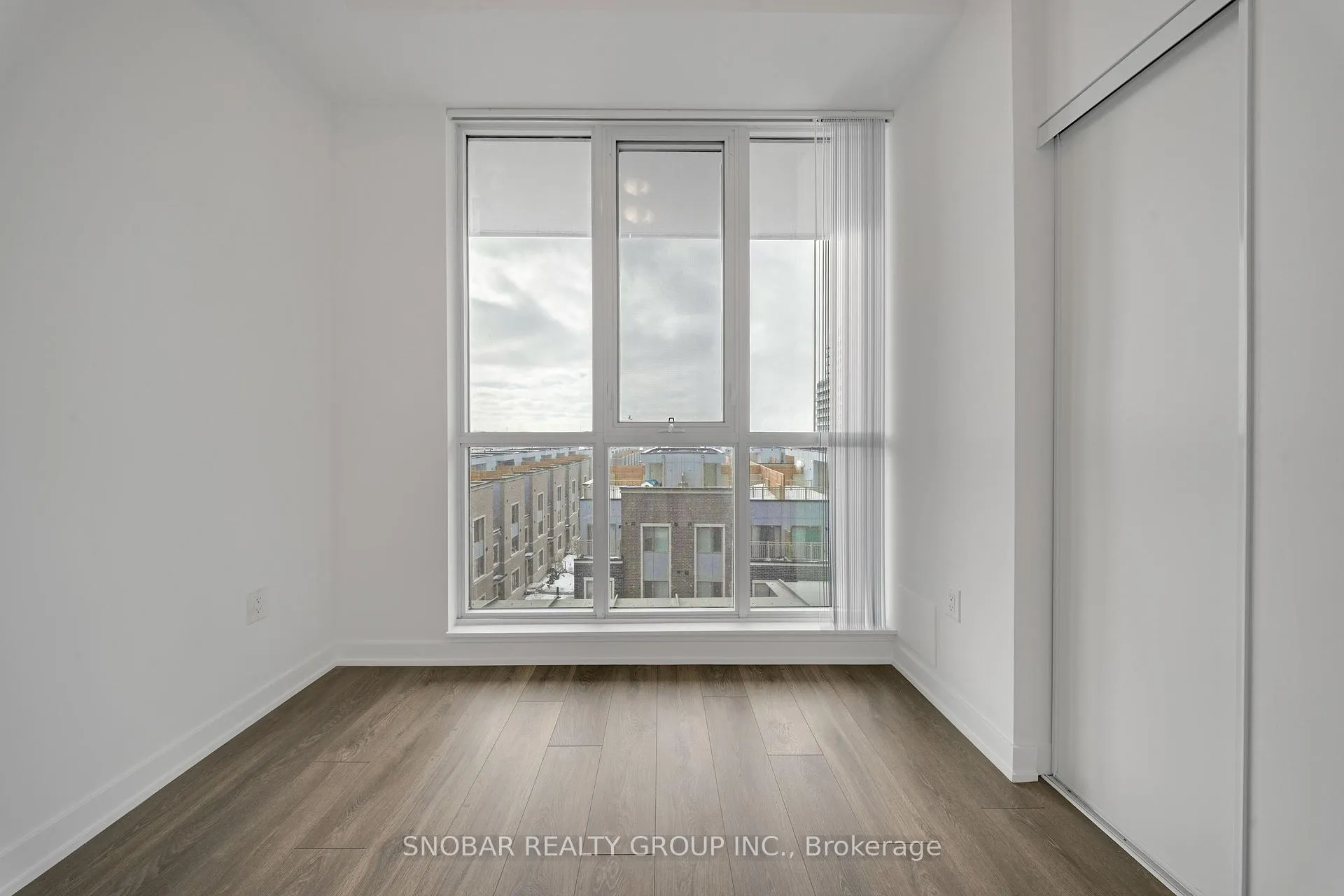 Photo 17 of Unit 501, 60 Honeycrisp Crescent, Vaughan, Concord — HOMEH