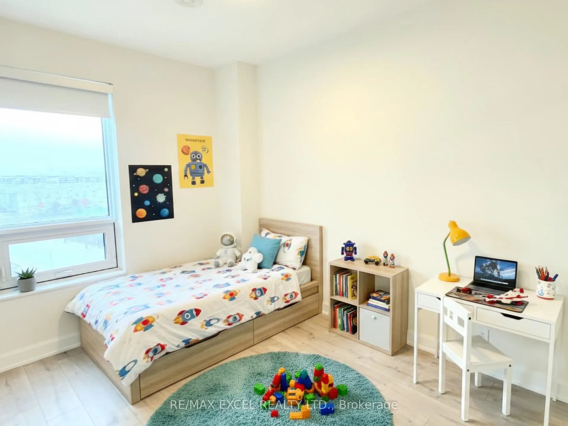 Photo 6 of Unit 1003, 8 Water Walk Drive, Markham, Unionville — HOMEH