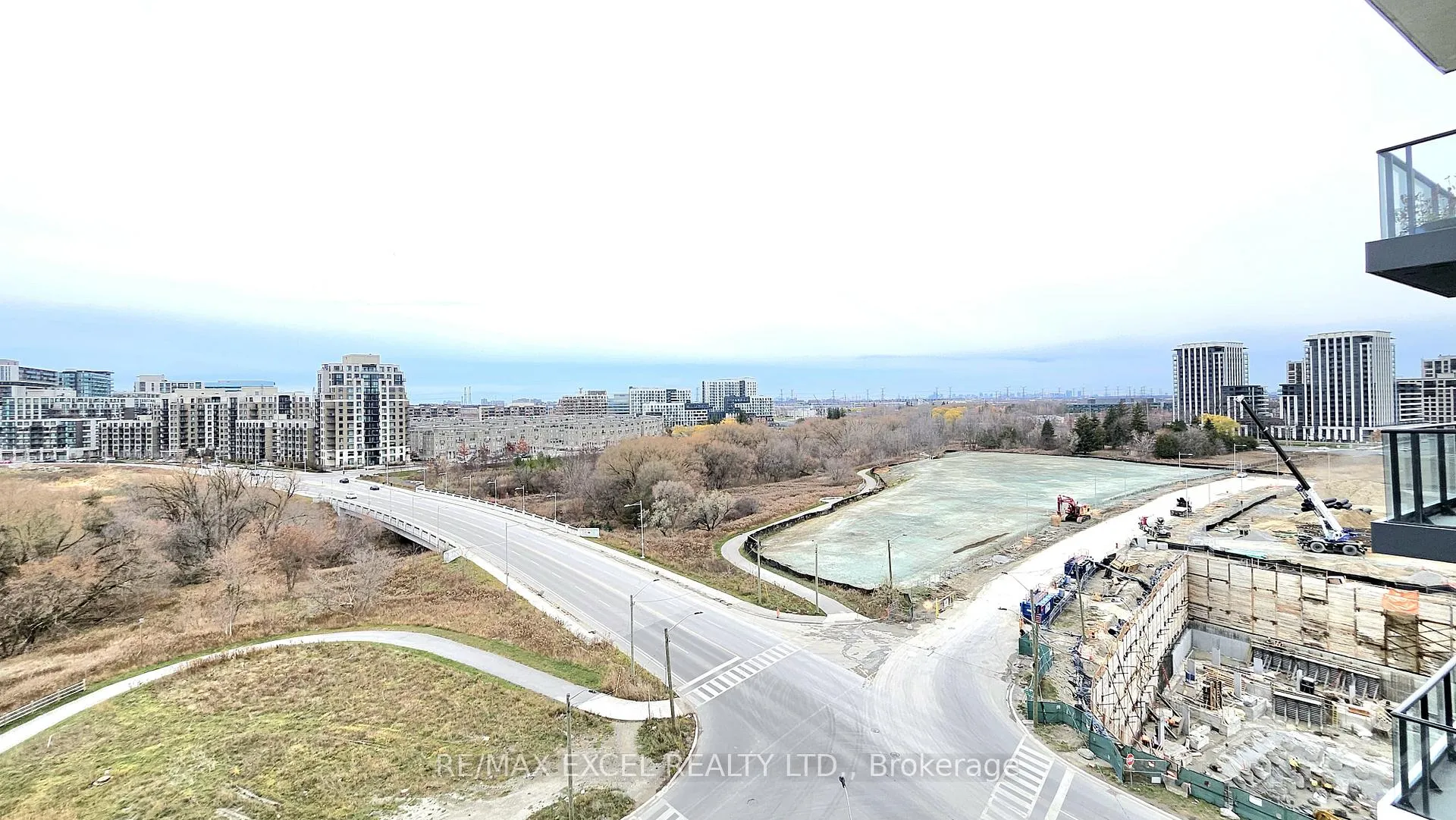 Photo 13 of Unit 1003, 8 Water Walk Drive, Markham, Unionville — HOMEH