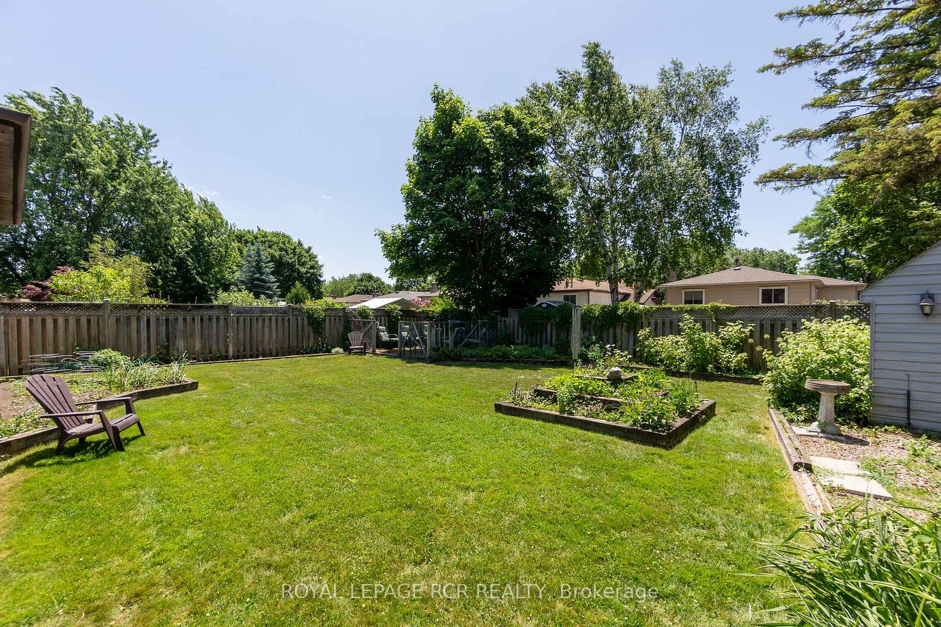 Photo 34 of 338 Marple Crescent, Caledon, Bolton North — HOMEH