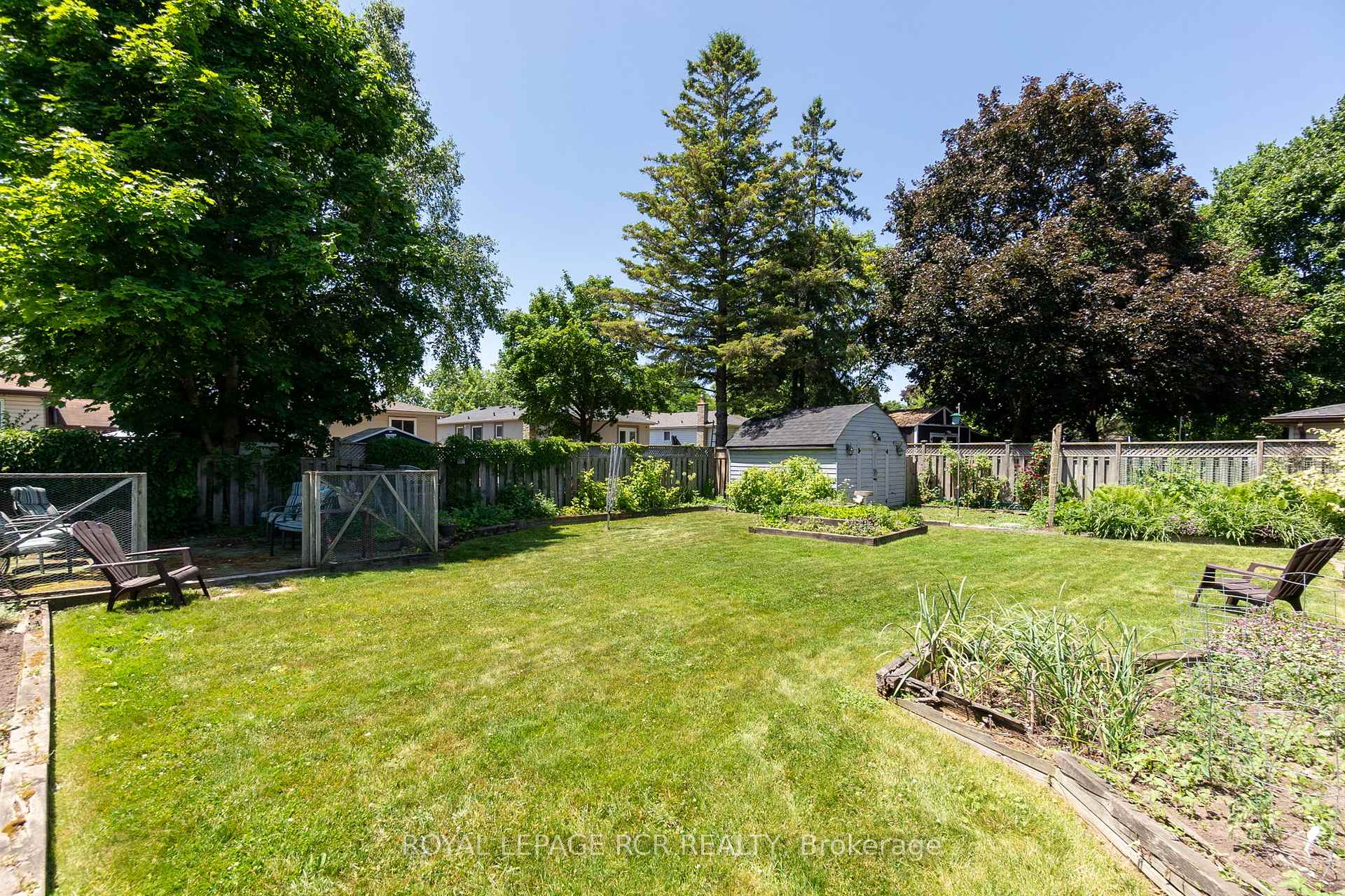 Photo 20 of 338 Marple Crescent, Caledon, Bolton North — HOMEH
