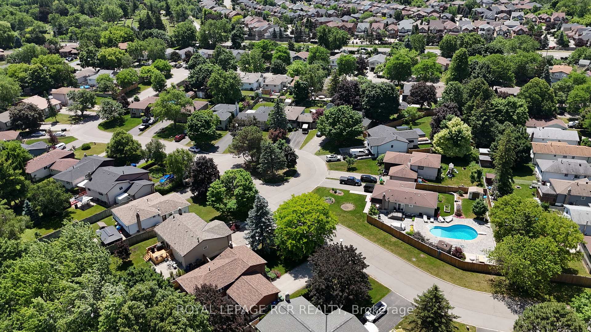 Photo 35 of 338 Marple Crescent, Caledon, Bolton North — HOMEH