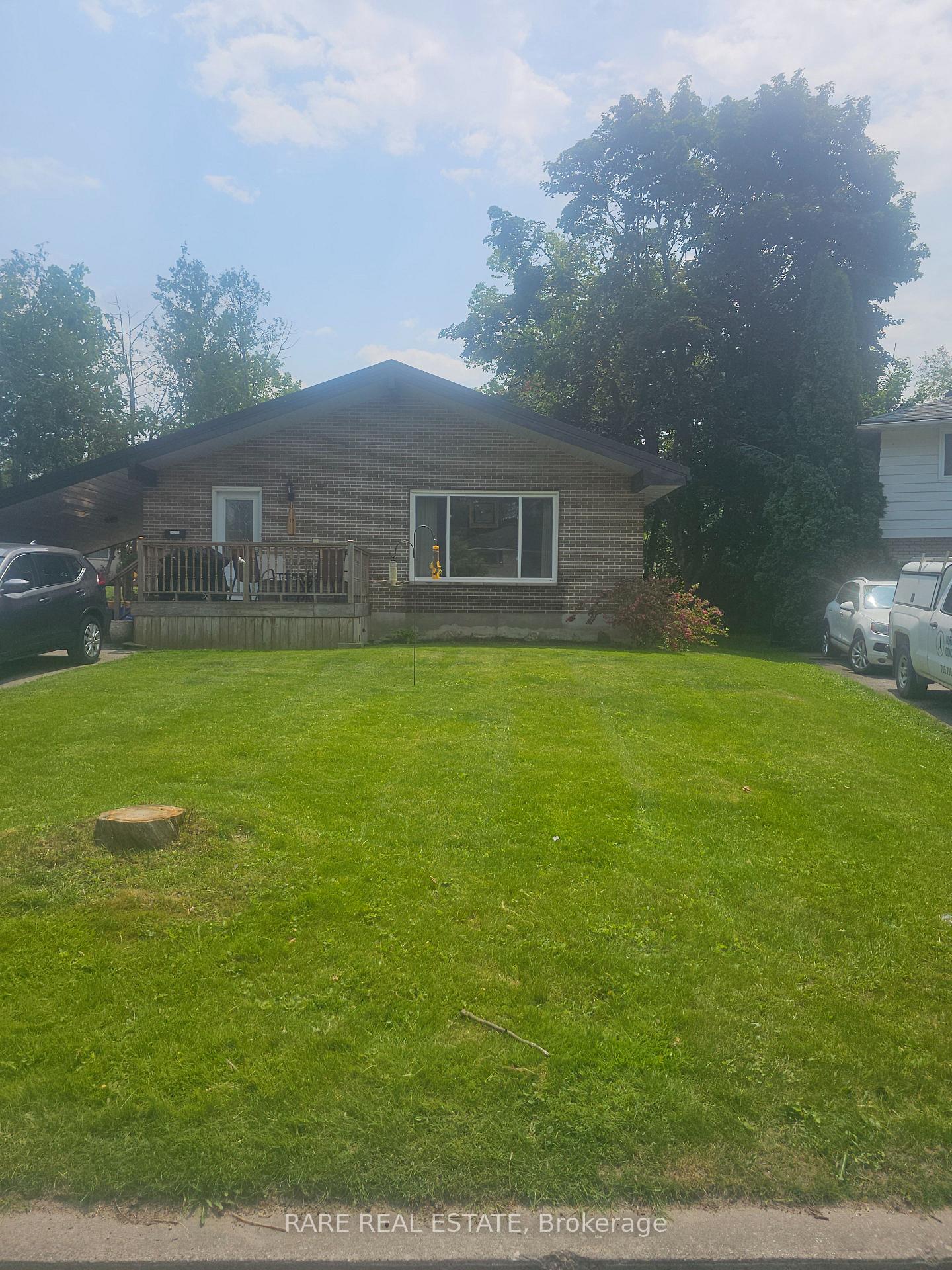 Photo 2 of Unit MAIN, 19 Howard Crescent, Barrie, Wellington — HOMEH