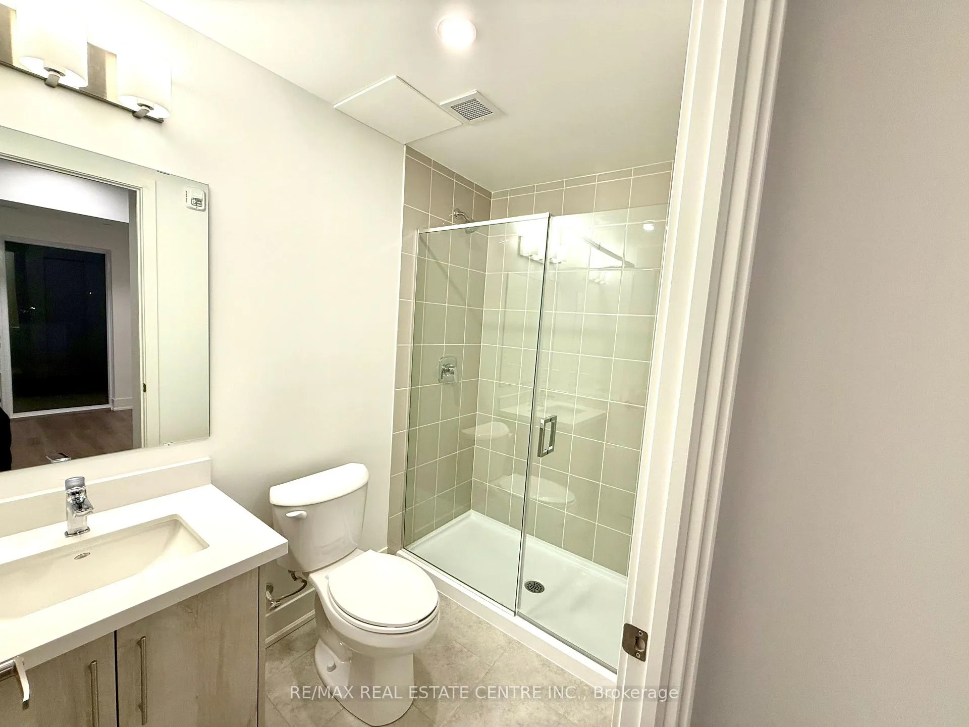 Photo 6 of Unit 227, 575 Conklin Road N, Brant, Brantford Twp — HOMEH
