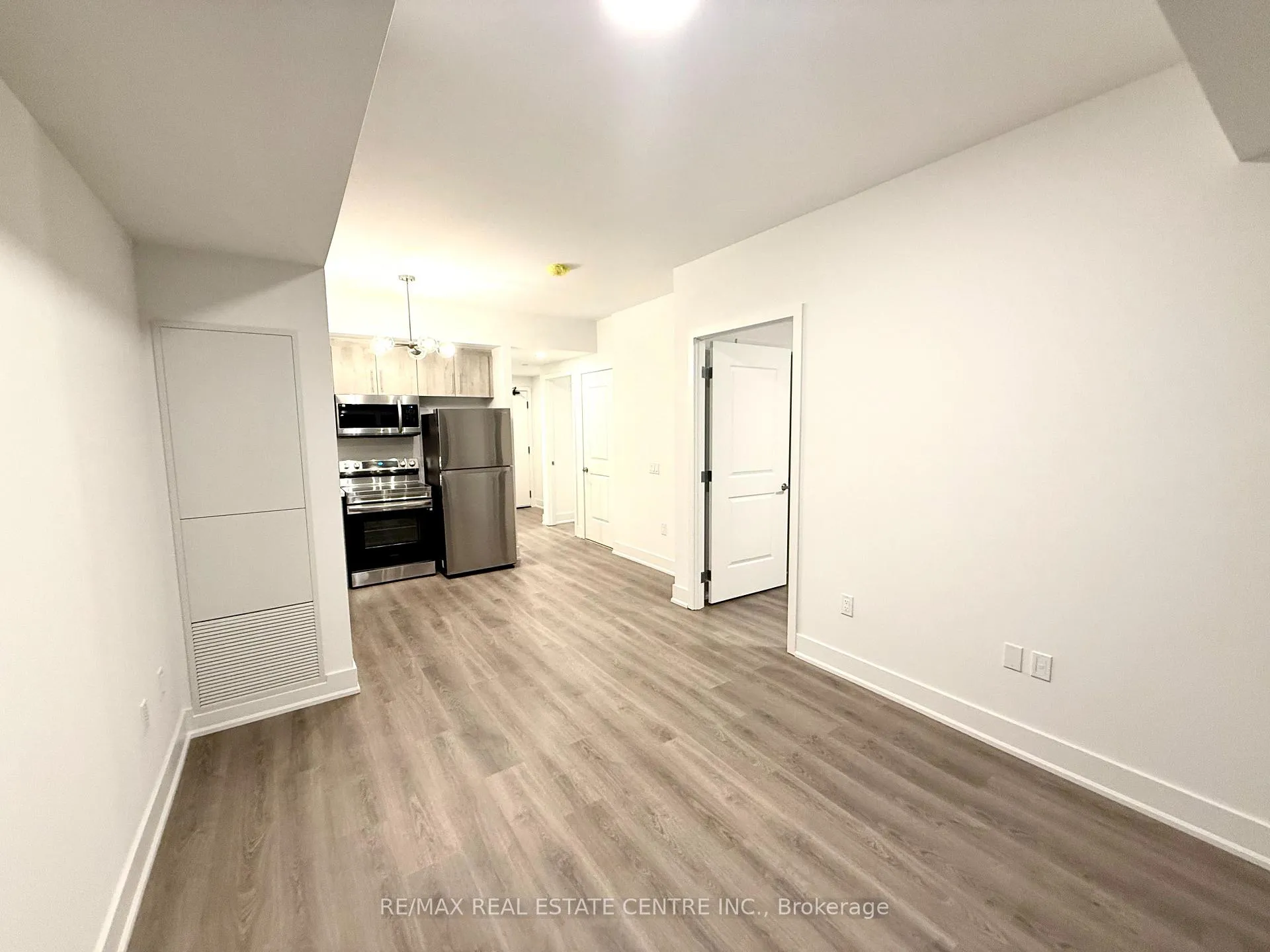 Photo 7 of Unit 227, 575 Conklin Road N, Brant, Brantford Twp — HOMEH