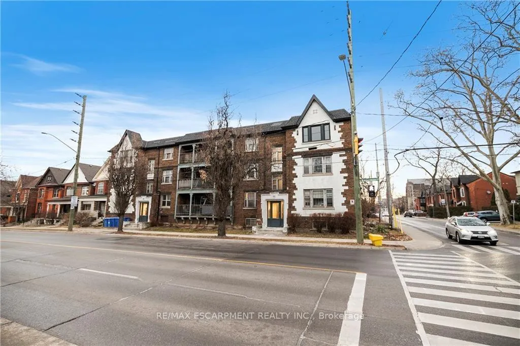Photo 1 of Unit 11, 316 Aberdeen Avenue, Hamilton, Kirkendall — HOMEH