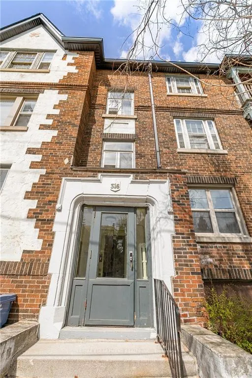 Photo 4 of Unit 11, 316 Aberdeen Avenue, Hamilton, Kirkendall — HOMEH